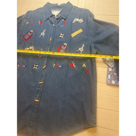 NWT Tantrums Long SleeveDenim Button Down Shirt W/ Embroidery & Pencil Buttons M - Picture 3 of 8